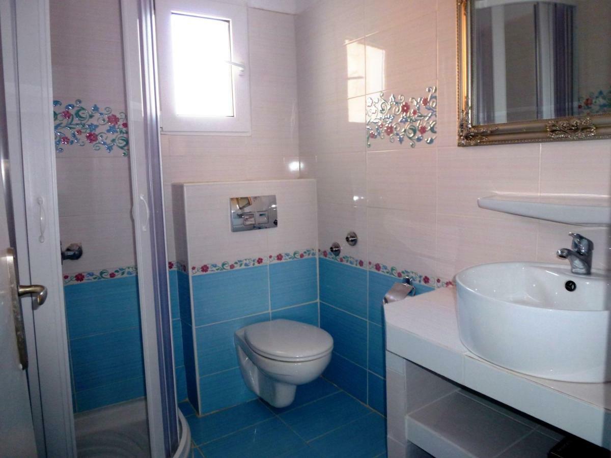 Bougainvillea Suites Καμάρι Εξωτερικό φωτογραφία